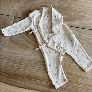 Zara kimono style onesie / romper cozy holiday vibe.